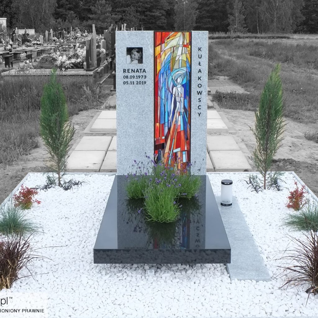 Purest-narobek-z-witrażem-dzien