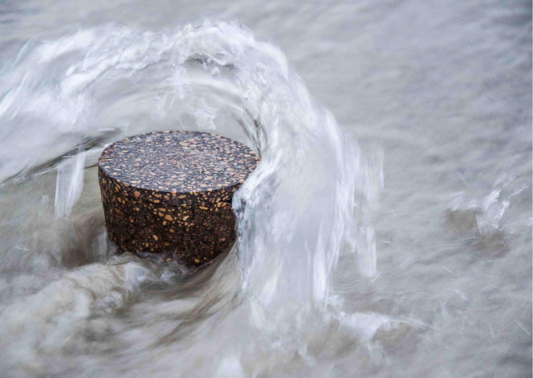 Ekologiczny znicz Ground nie jest jeszcze dostępny w powszechnej sprzedaży.